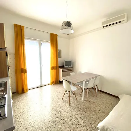 Euroresidence - Piazza Mazzini- 30 Mt Dal Mare - Immobil Relax * Lido di Jesolo