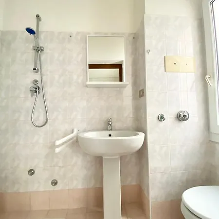 Apartment Euroresidence - Piazza Mazzini- 30 Mt Dal Mare - Immobil Relax *
