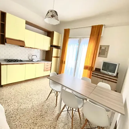 Apartment Euroresidence - Piazza Mazzini- 30 Mt Dal Mare - Immobil Relax Lido di Jesolo