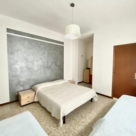 Euroresidence - Piazza Mazzini- 30 Mt Dal Mare - Immobil Relax