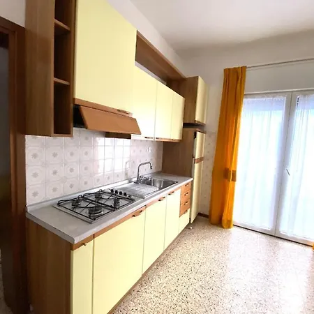 Euroresidence - Piazza Mazzini- 30 Mt Dal Mare - Immobil Relax *